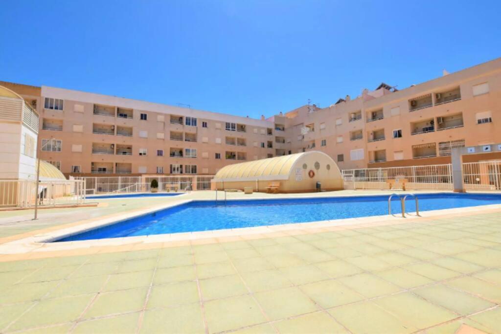 Top Floor Torrevieja Center Apartment Kültér fotó